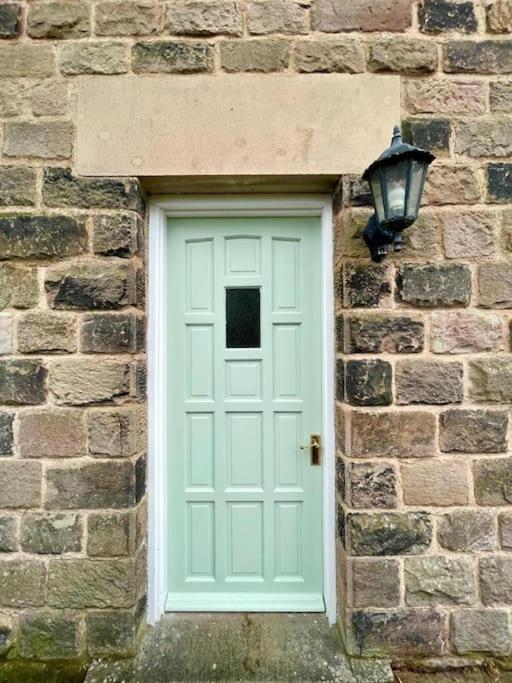 Appartamento The Coach House Harthill Esterno foto